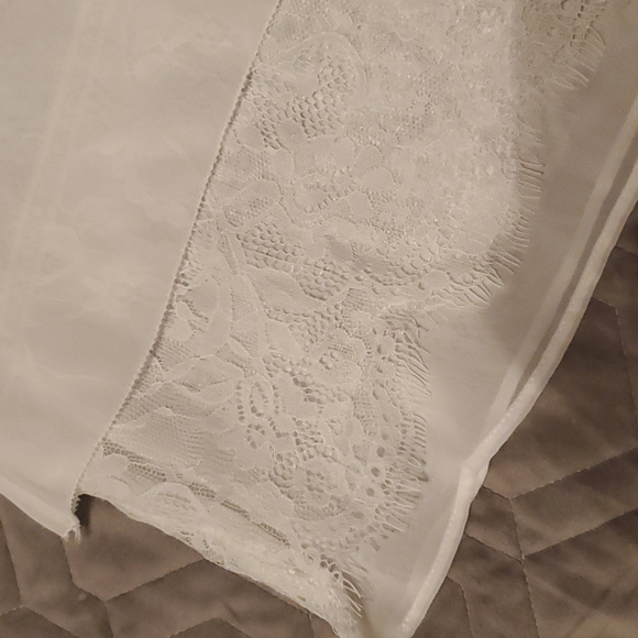 EUC like new white CK blouse - Picture 2 of 7